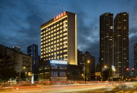 天顺园酒店(成都春熙路太古里店)